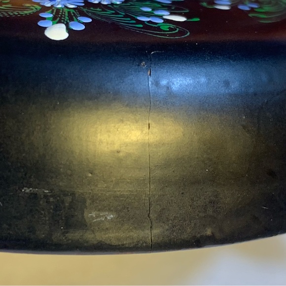 Black Lacquer Round Trinket Box Floral Hand Painted Delicate Blue Flowers AS IS - Picture 16 of 16